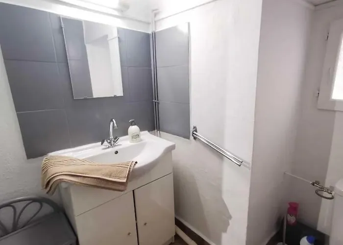 Mon Petit Chez Moi *